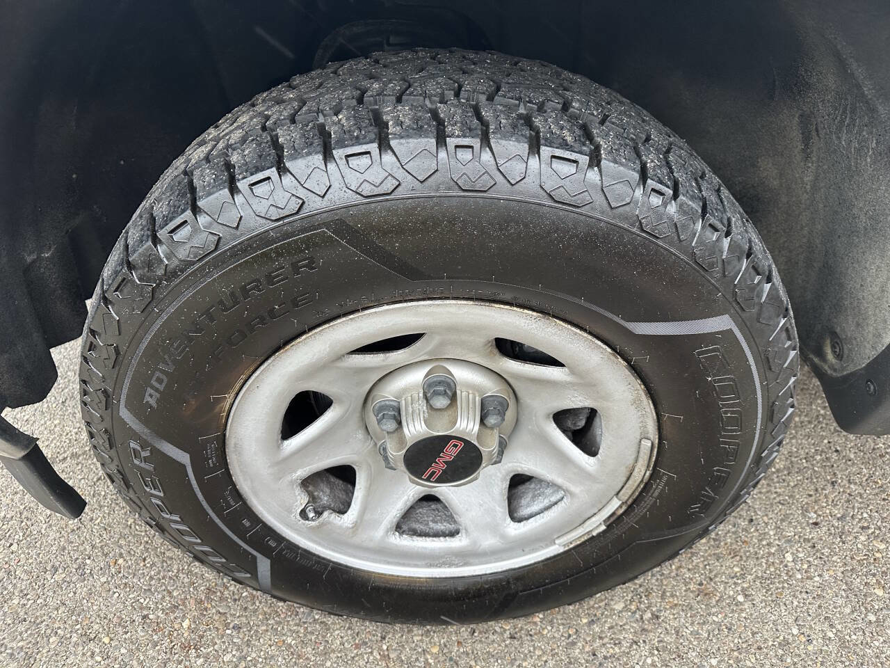 Used 2015 GMC Sierra 1500 2WD Regular Cab image 26