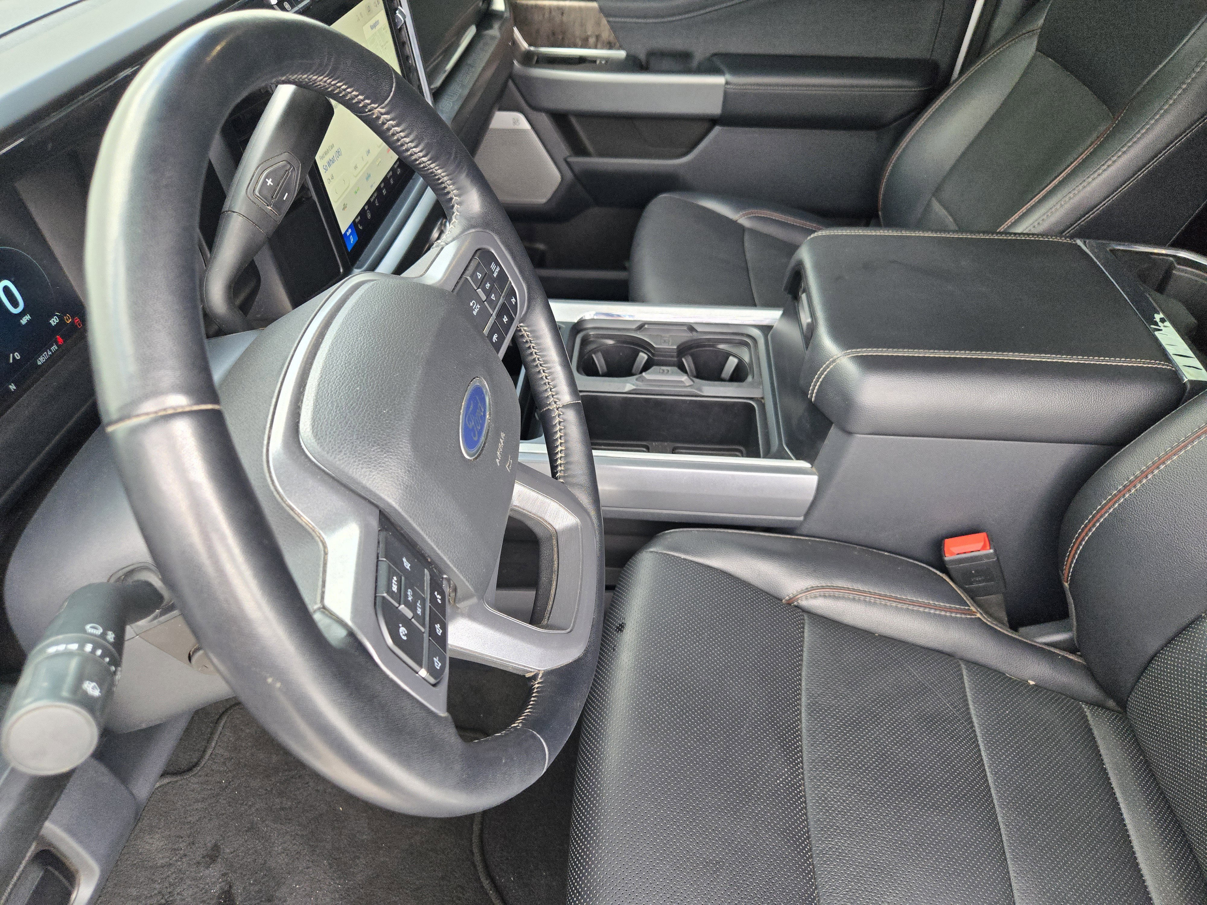 Used 2024 Ford F250 Lariat image 16