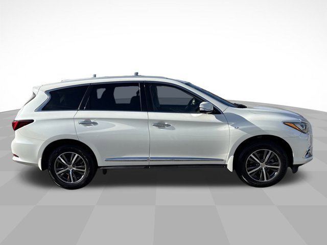 Used 2019 INFINITI QX60 Luxe w/ Essential Package image 4