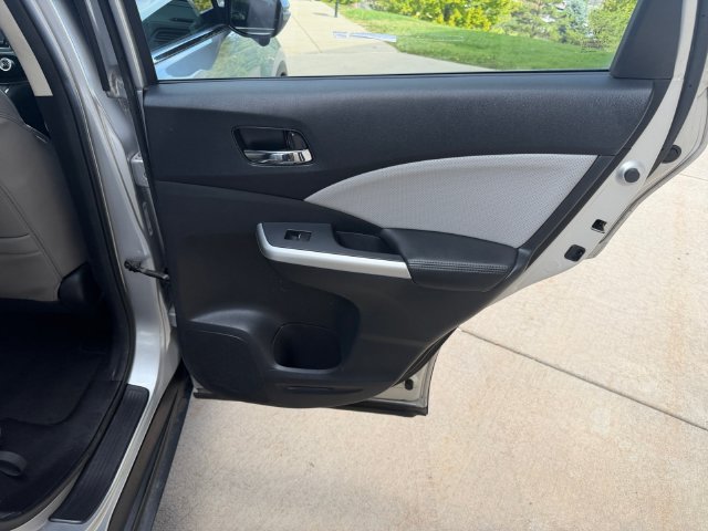 Used 2016 Honda CR-V Touring image 13