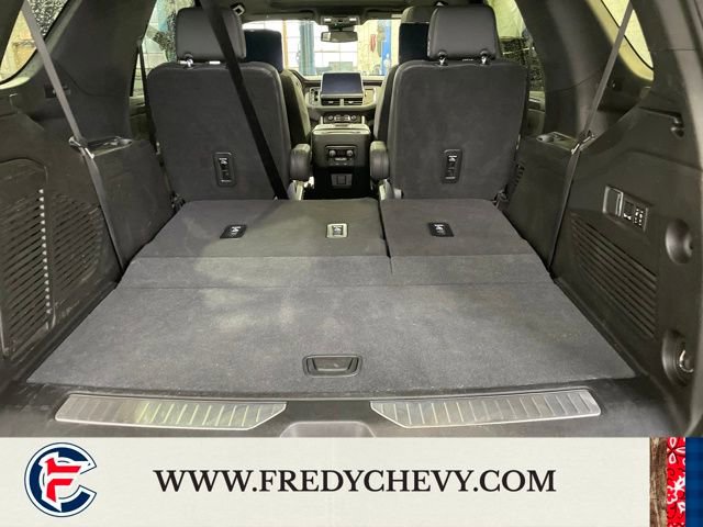 Used 2023 Chevrolet Tahoe Z71 w/ Luxury Package image 17