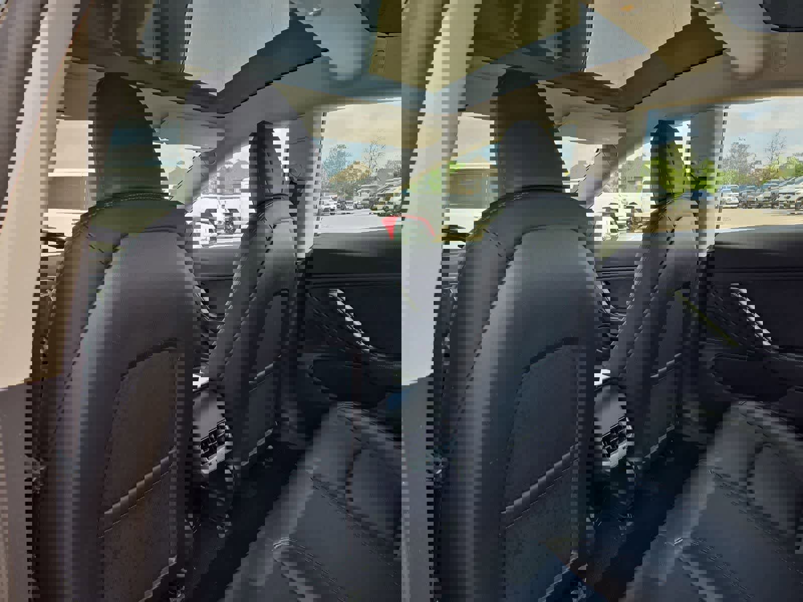 Used 2018 Tesla Model 3 Long Range image 16