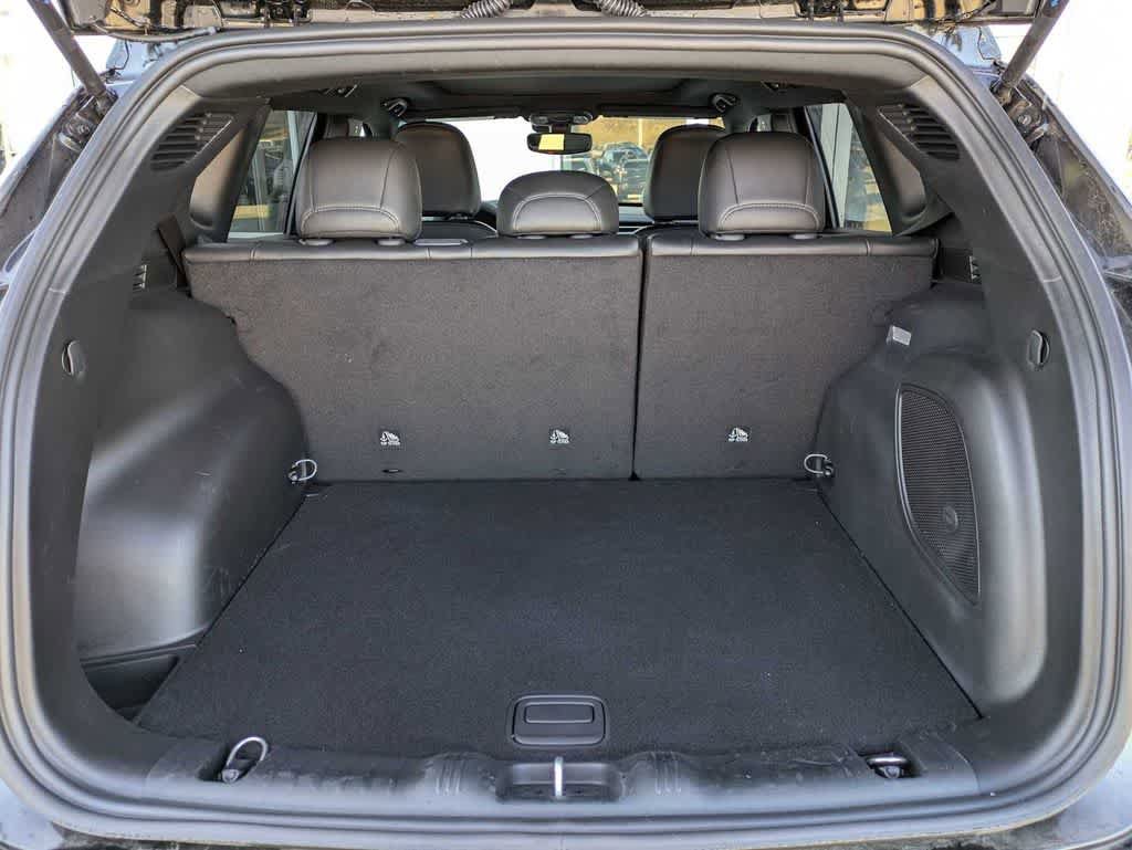 Used 2025 Jeep Compass Limited w/ Sun & Sound Group AWD/4WD image 46