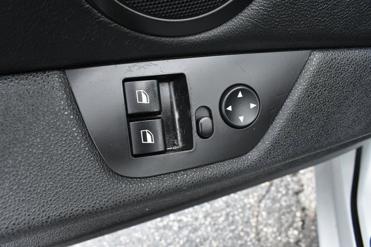 Used 2006 BMW Z4 3.0i image 43