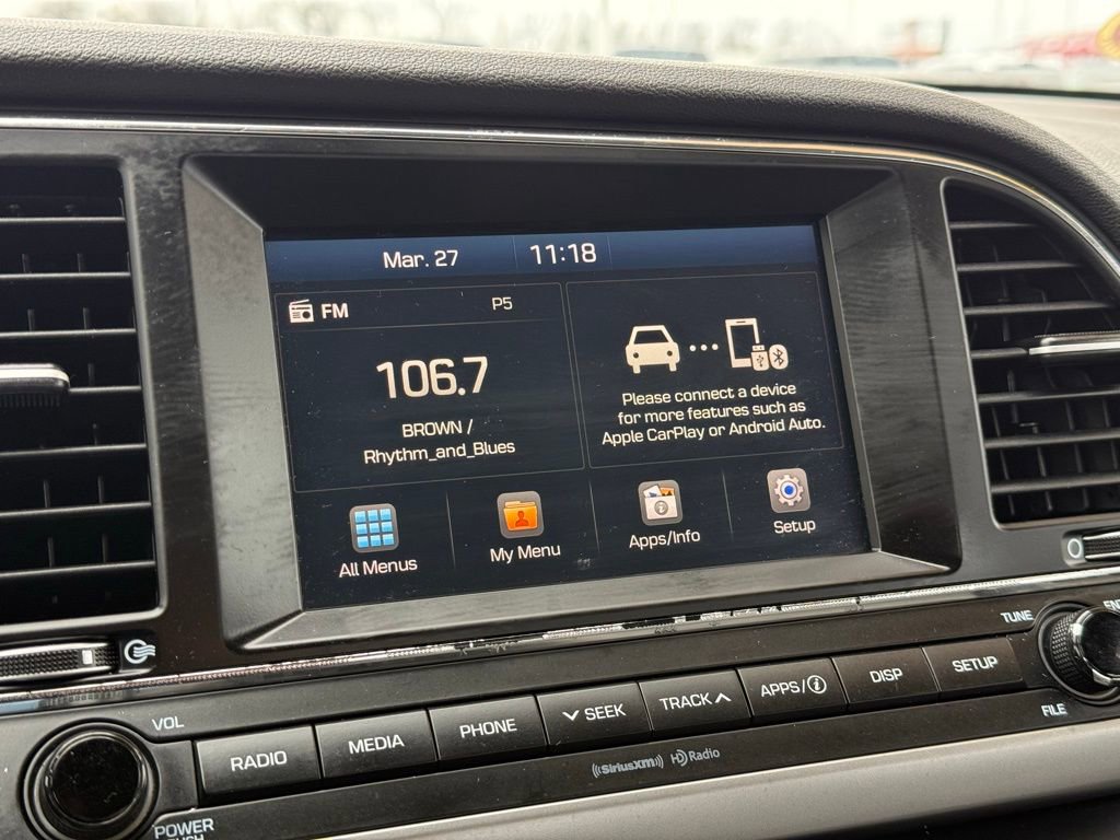 Used 2017 Hyundai Elantra SE image 17