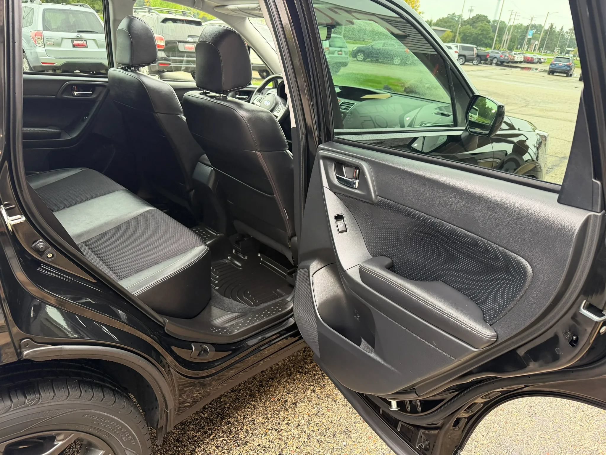 Used 2018 Subaru Forester 2.5i Premium w/ Popular Package #2A AWD/4WD image 16