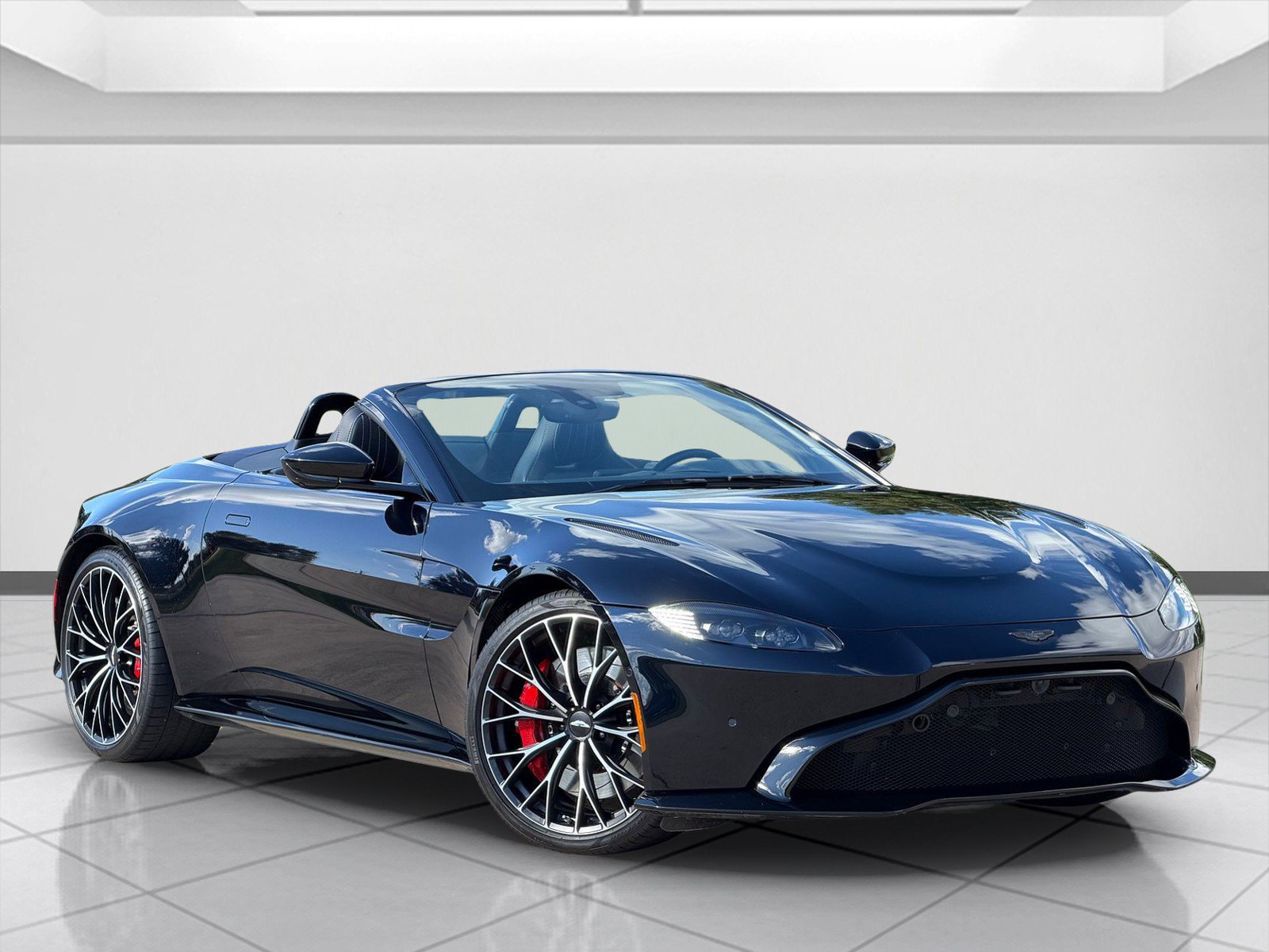 Used 2022 Aston Martin V8 Vantage Roadster