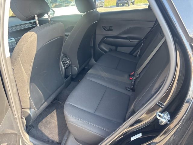 Used 2025 Hyundai Kona SEL FWD image 12