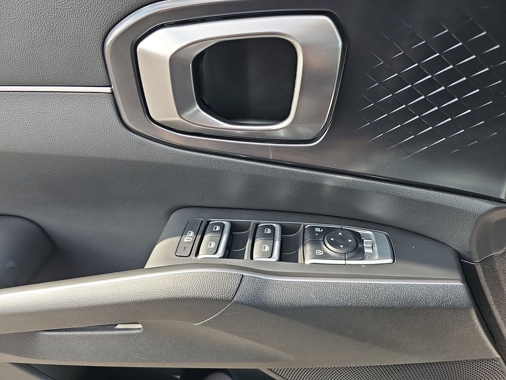 Used 2024 Kia Sorento EX w/ Panoramic Sunroof Package image 34