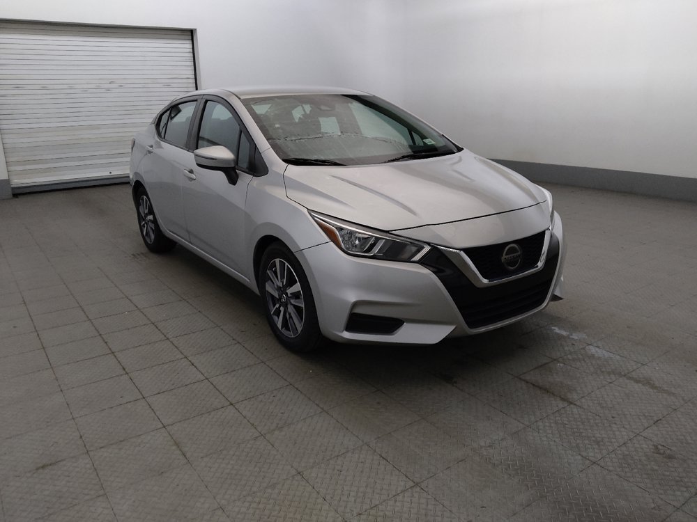 Used 2020 Nissan Versa SV FWD image 13