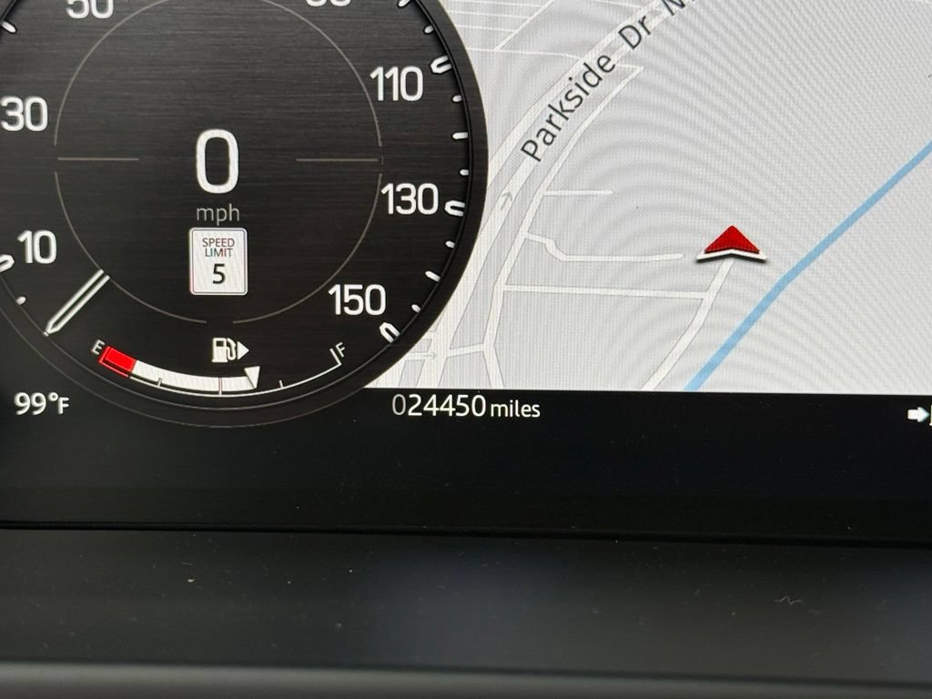 Certified 2024 Land Rover Defender 110 X-Dynamic SE AWD/4WD image 34
