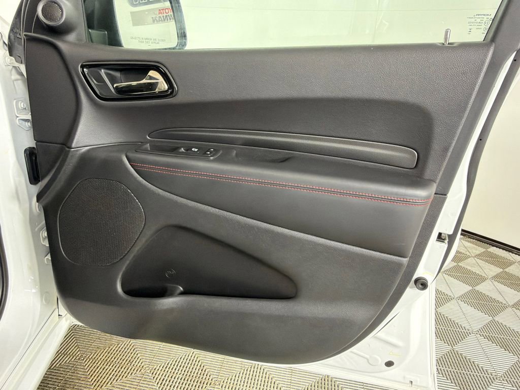 Used 2024 Dodge Durango GT RWD image 16
