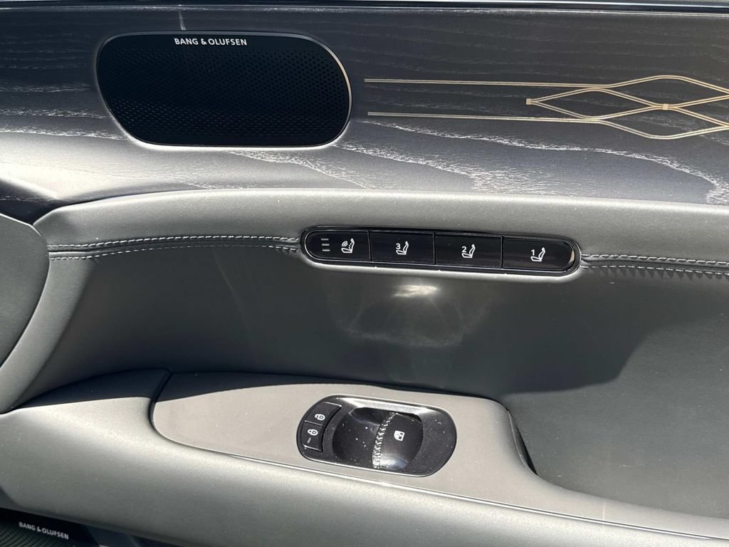 New 2026 Genesis G90 3.5T Prestige AWD/4WD image 17