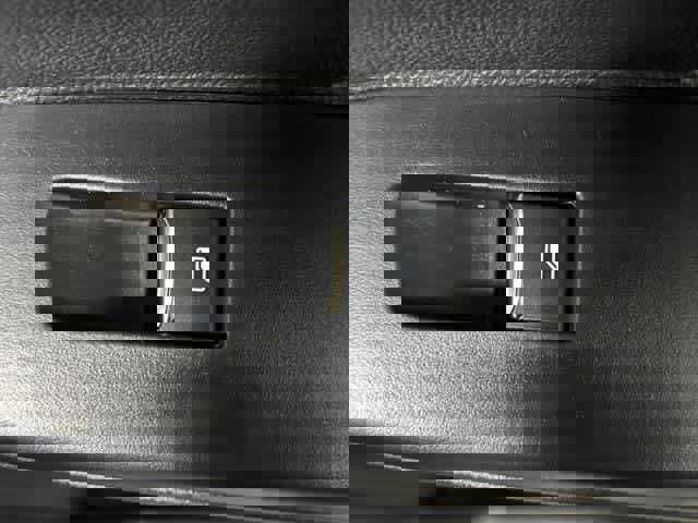 New 2025 Ford Escape ST-Line w/ Cold Weather Package image 35