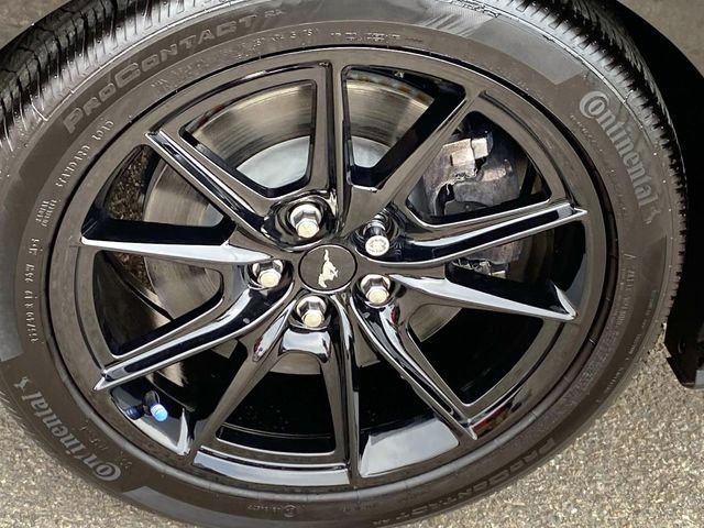 Used 2025 Ford Mustang GT Premium image 28