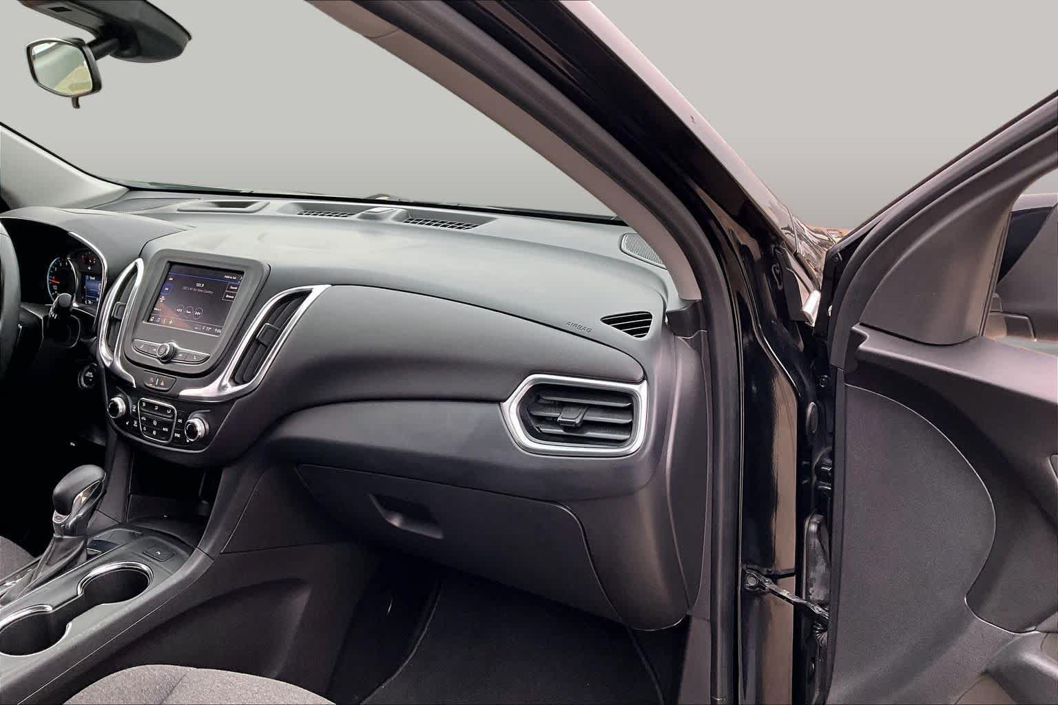 Used 2023 Chevrolet Equinox LT FWD image 17