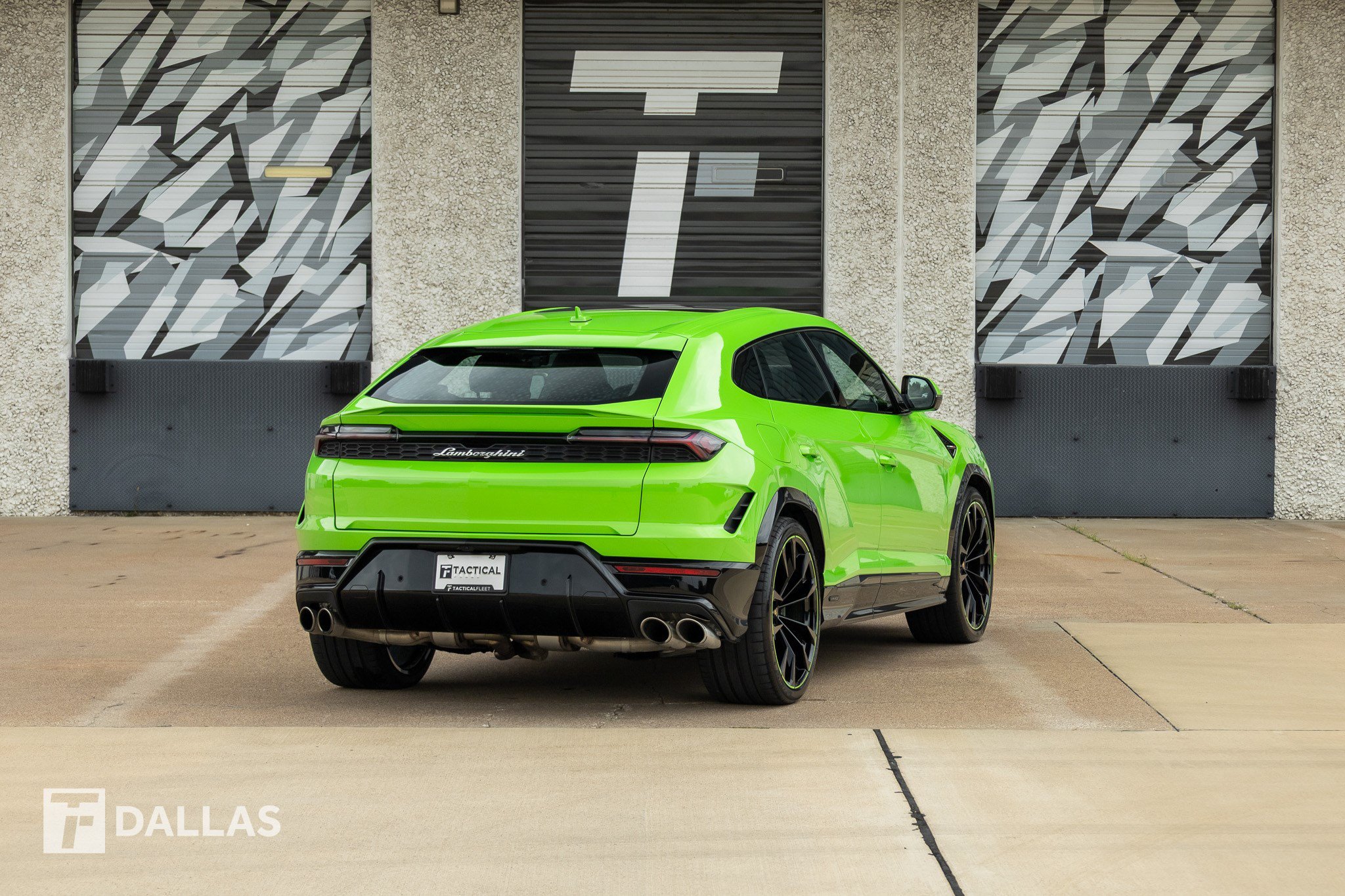 Used 2025 Lamborghini Urus Performante AWD/4WD image 15