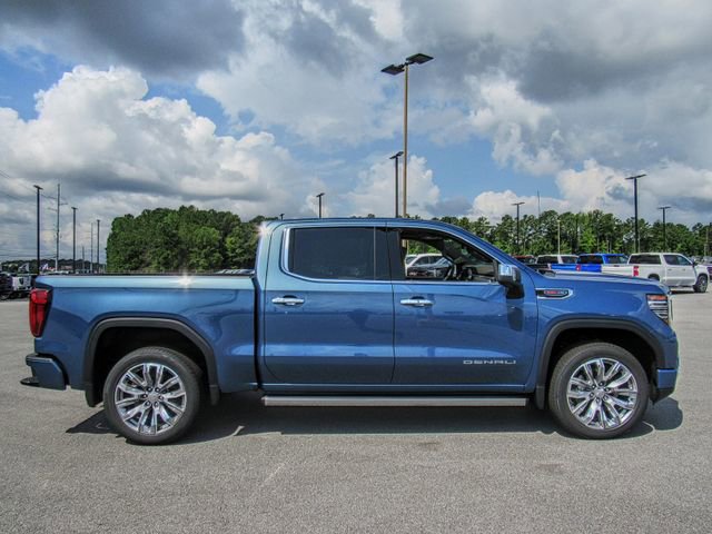 New 2025 GMC Sierra 1500 Denali image 3