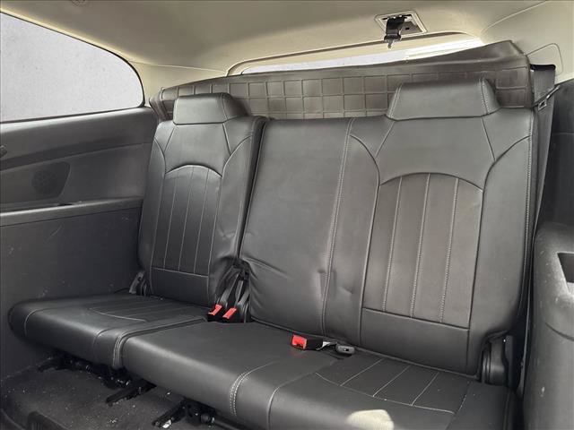 Used 2016 Chevrolet Traverse LTZ FWD image 15