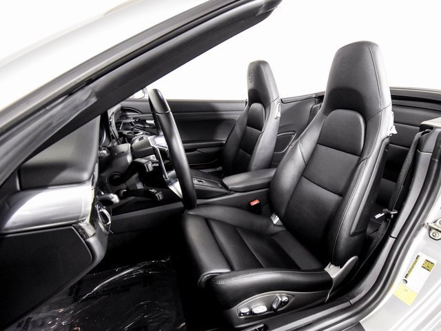 Used 2017 Porsche 911 Carrera 4S image 5