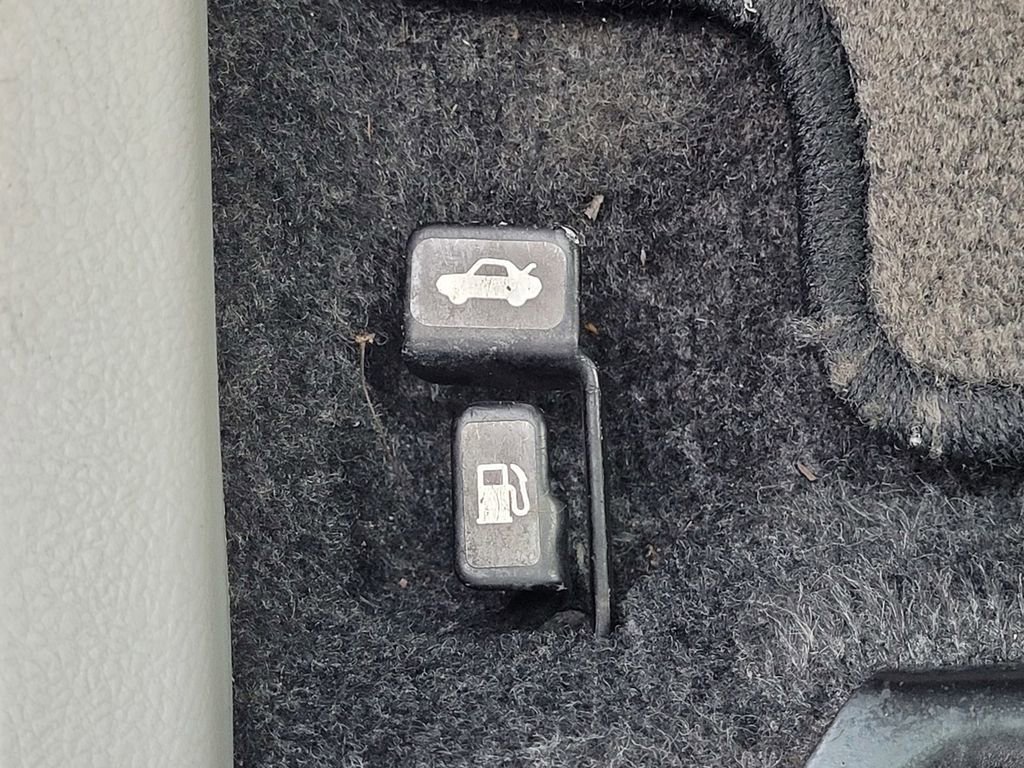 Used 2009 Toyota Corolla LE image 11