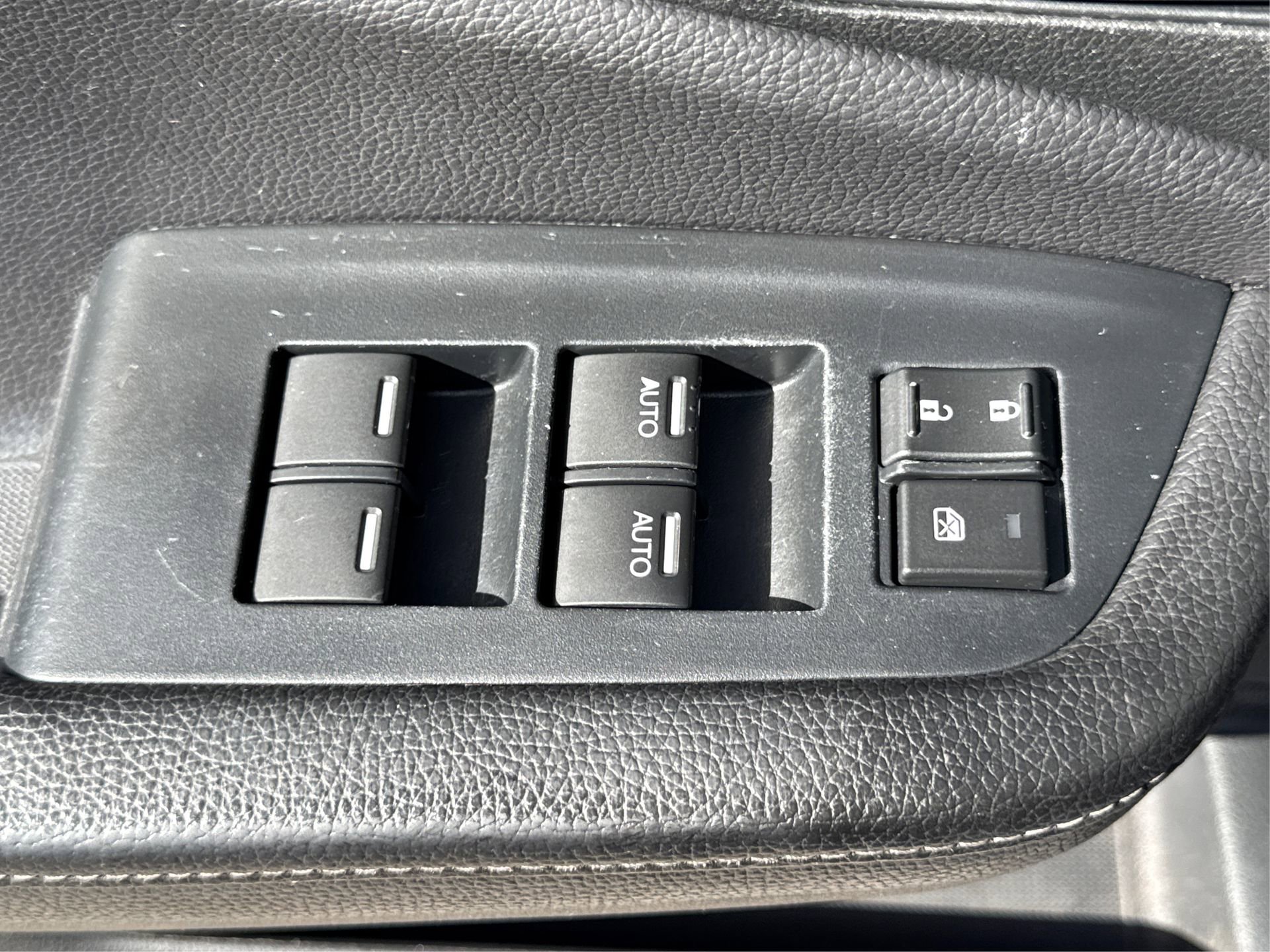 Used 2023 Honda Passport EX-L image 36