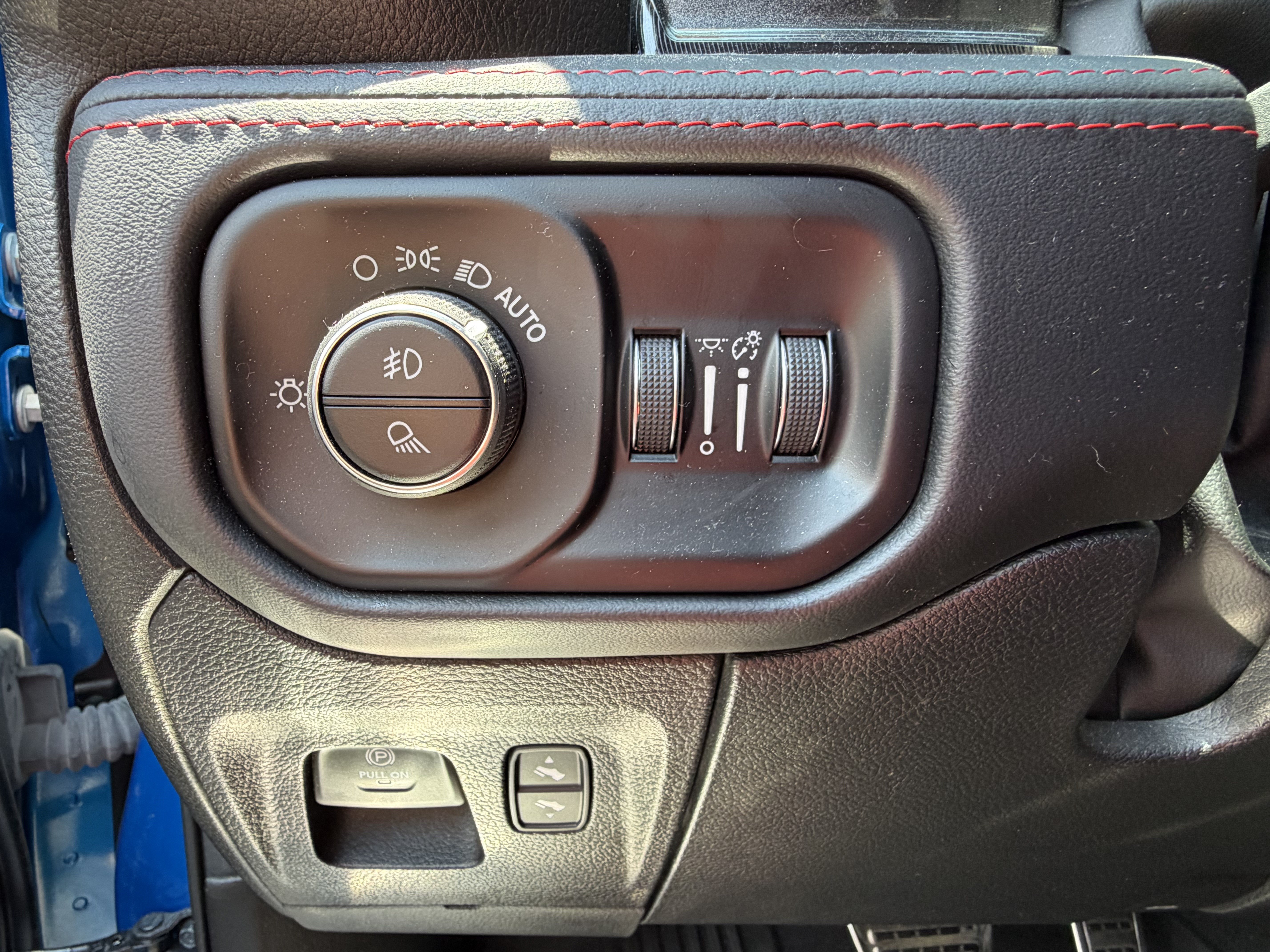 Used 2022 RAM 1500 TRX w/ TRX Level 2 Equipment Group AWD/4WD image 15