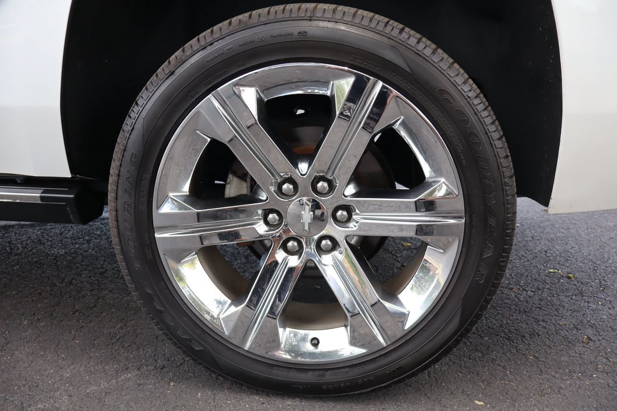 Used 2017 Chevrolet Tahoe Premier AWD/4WD image 44