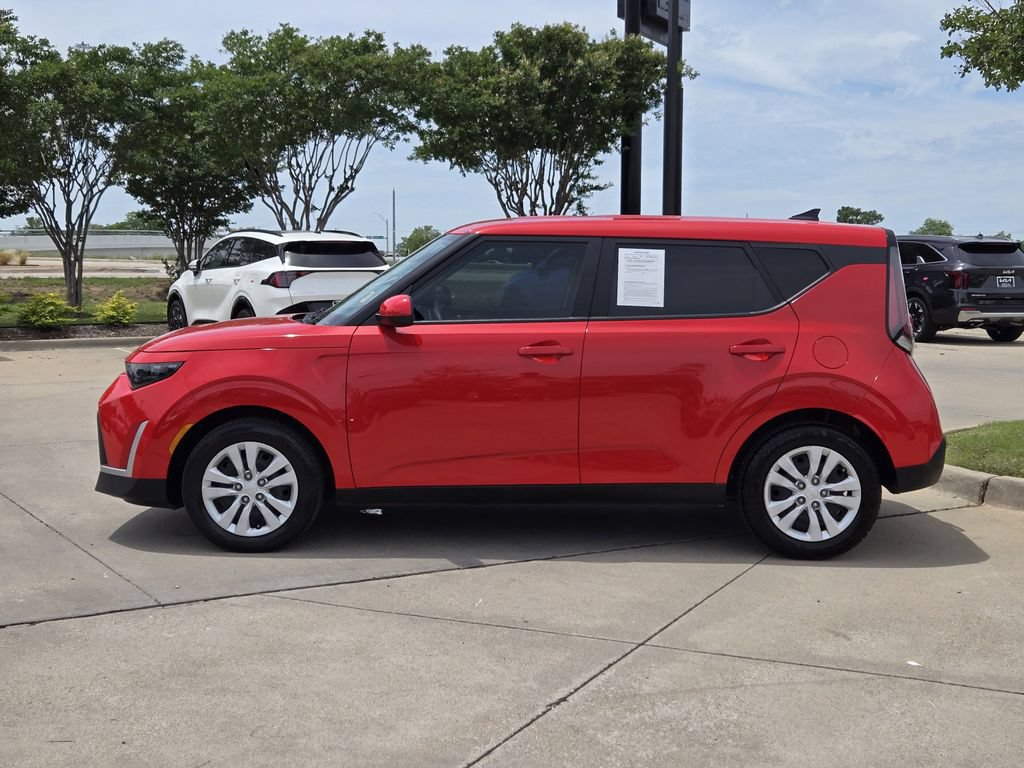 Certified 2023 Kia Soul LX FWD image 12
