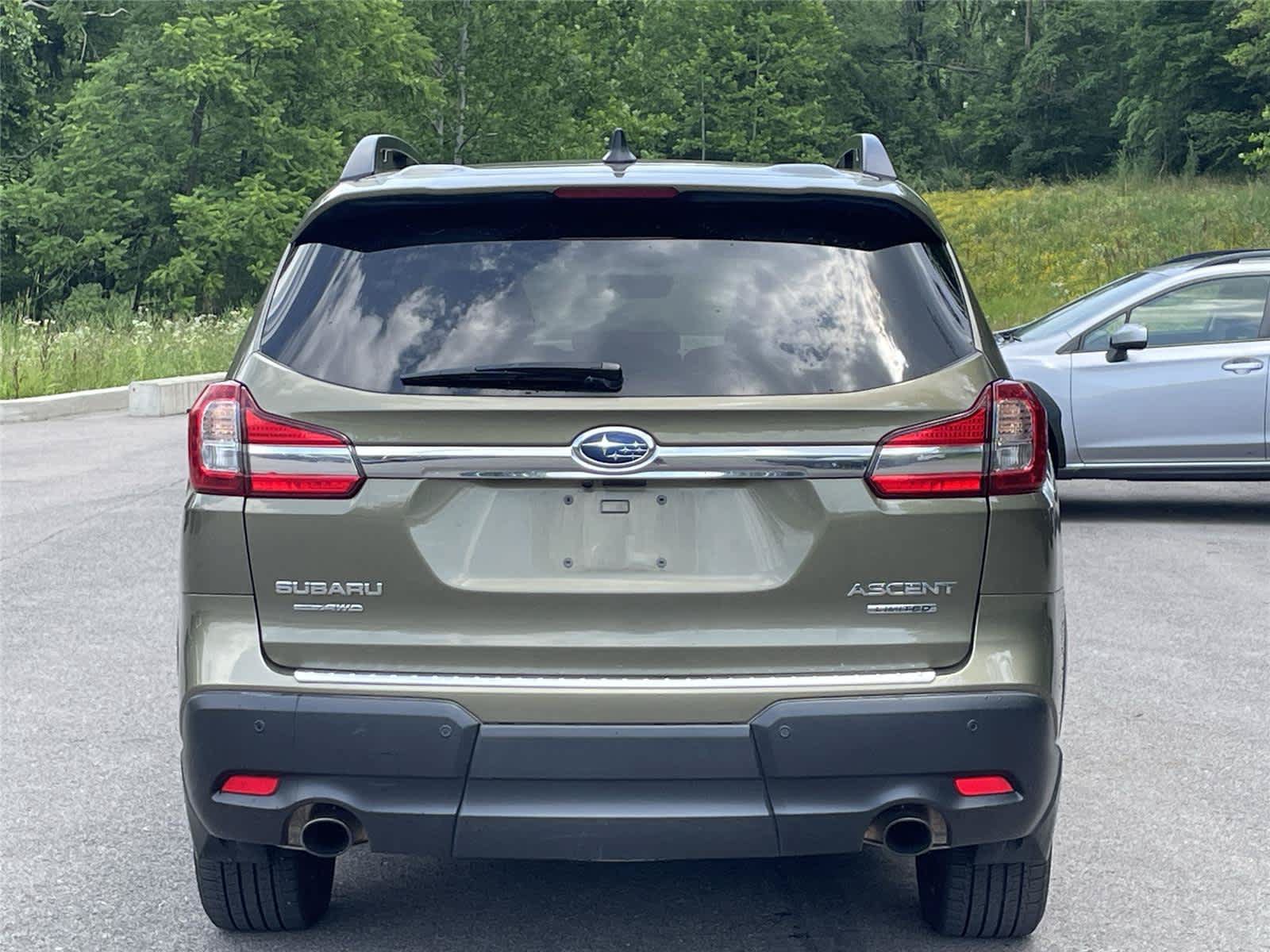 Used 2022 Subaru Ascent Limited w/ Technology Package AWD/4WD image 4