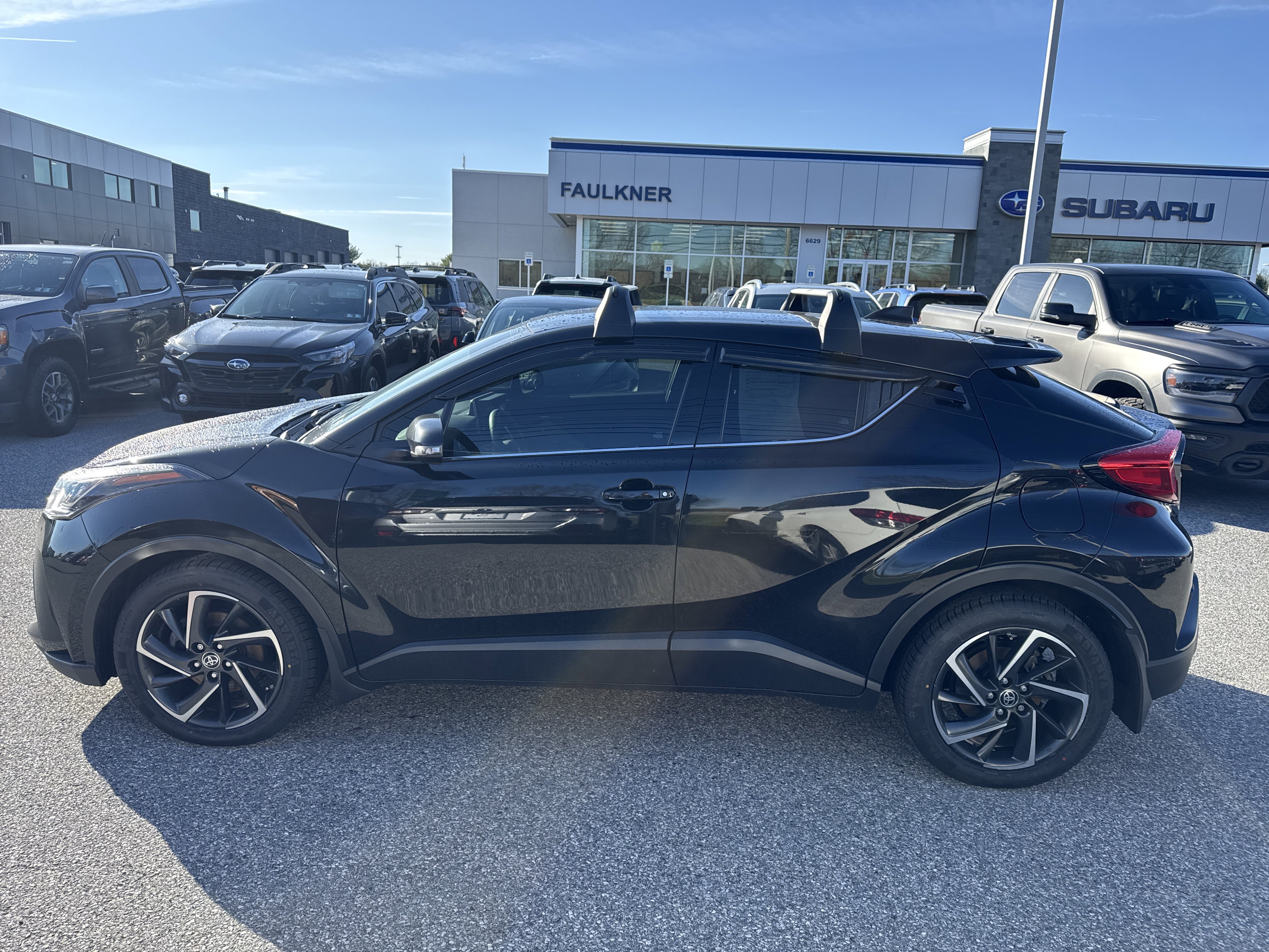 Used 2021 Toyota C-HR Limited image 9