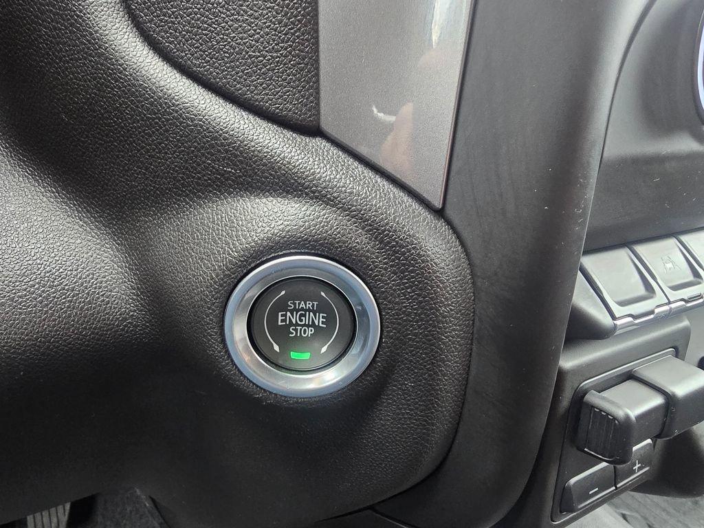 Used 2024 Chevrolet Silverado 1500 Custom Trail Boss AWD/4WD image 24