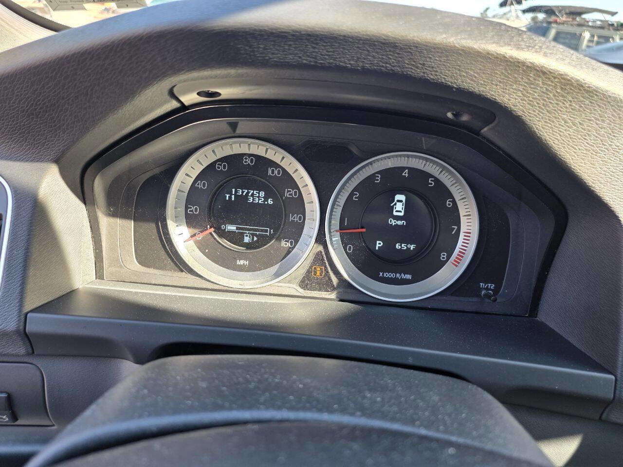 Used 2013 Volvo S60 T5 AWD/4WD image 21