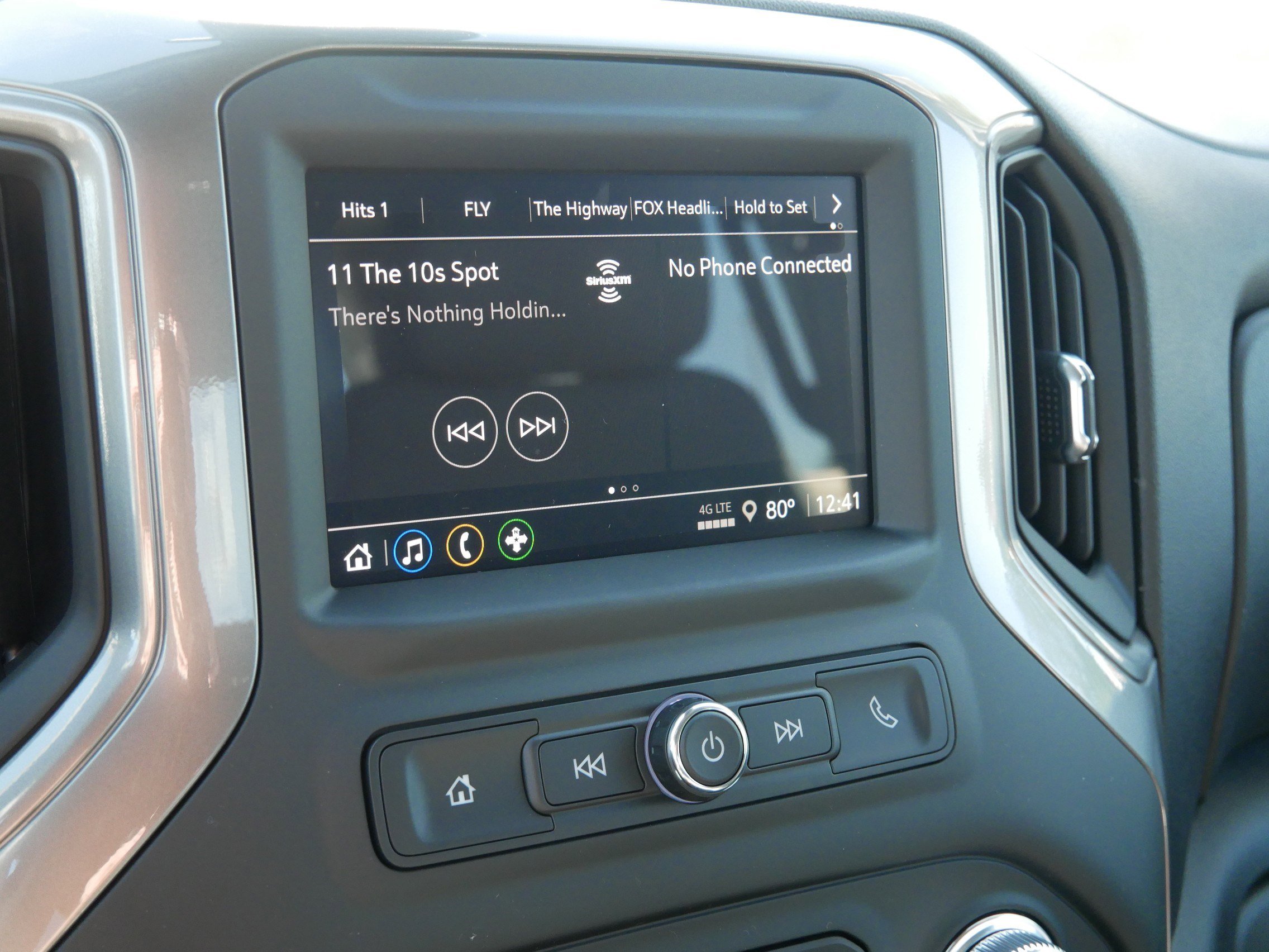 New 2026 GMC Sierra 2500 Pro w/ Convenience Package image 18