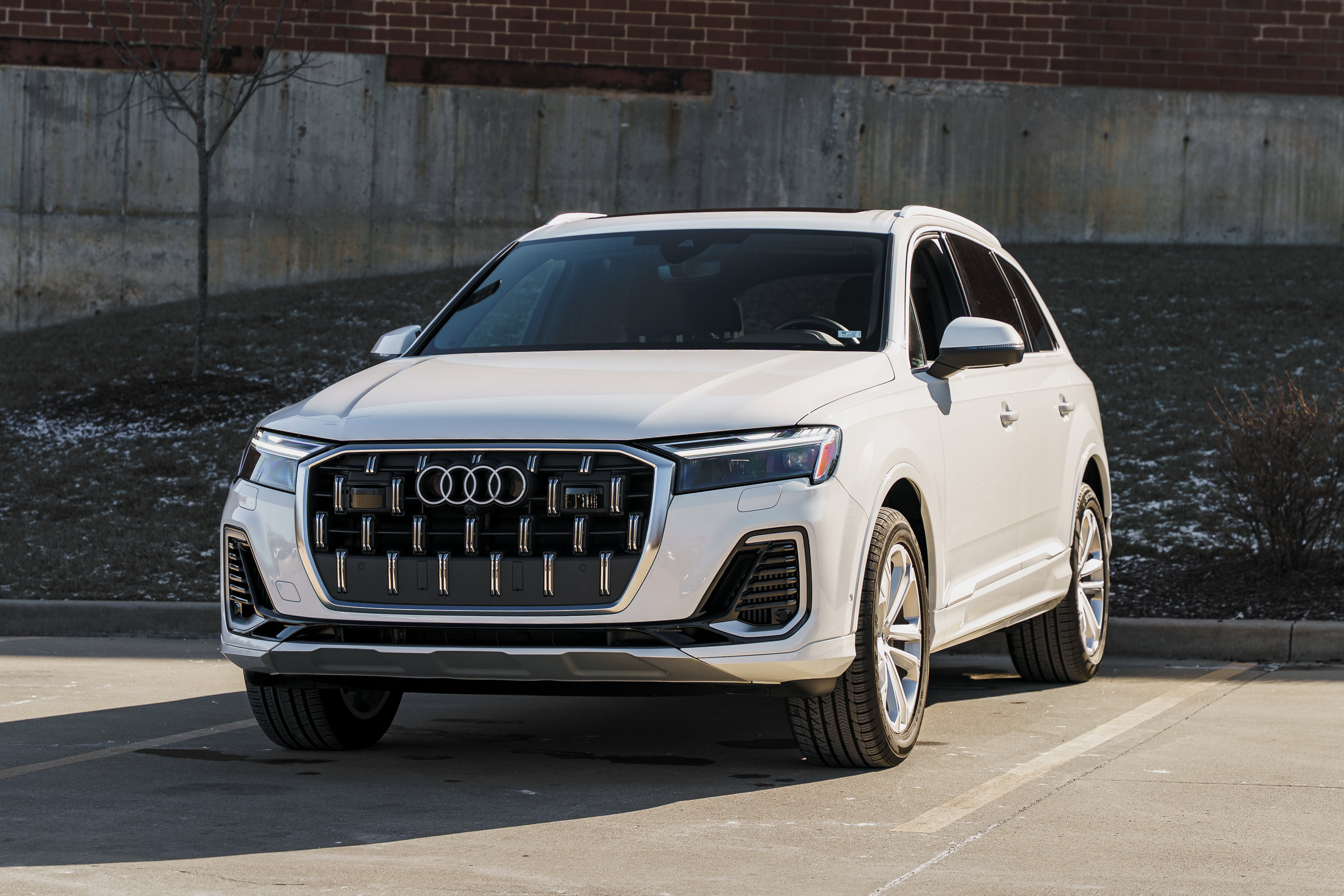 Certified 2025 Audi Q7 3.0T Premium Plus image 7