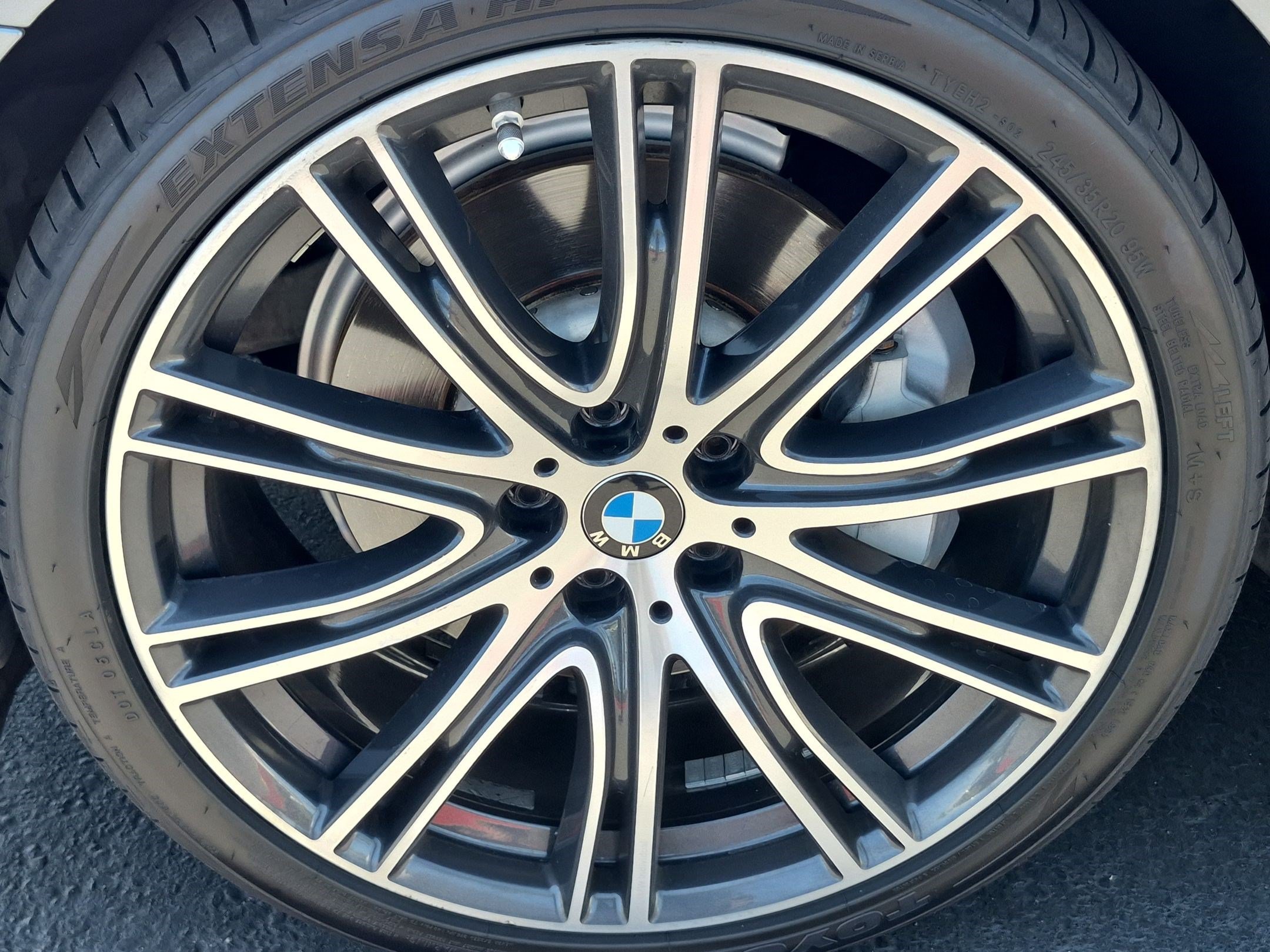 Used 2017 BMW 540i RWD image 13