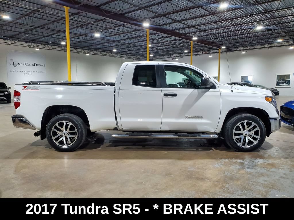 Used 2017 Toyota Tundra SR5 w/ SR5 Upgrade Package RWD image 5