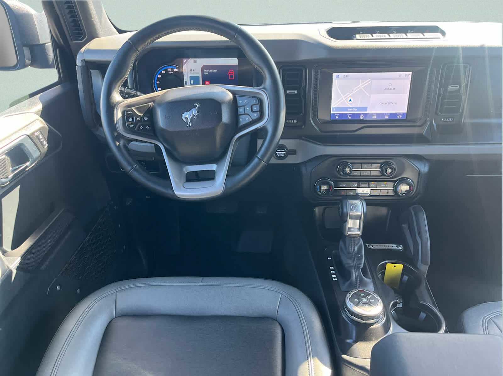 Used 2023 Ford Bronco Big Bend w/ Sasquatch Package image 28