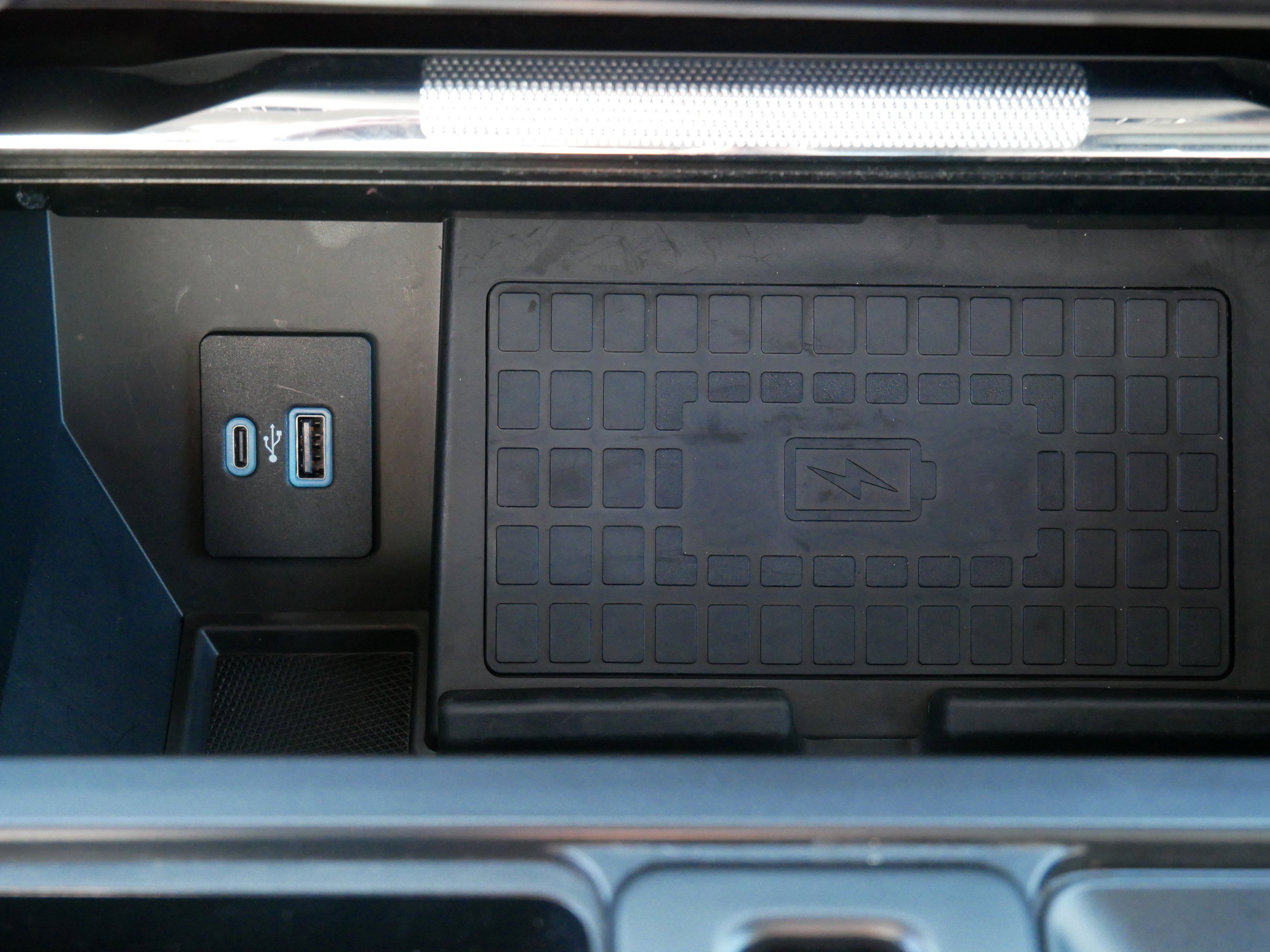 Used 2022 Ford F150 Lariat w/ Equipment Group 501A Mid image 29