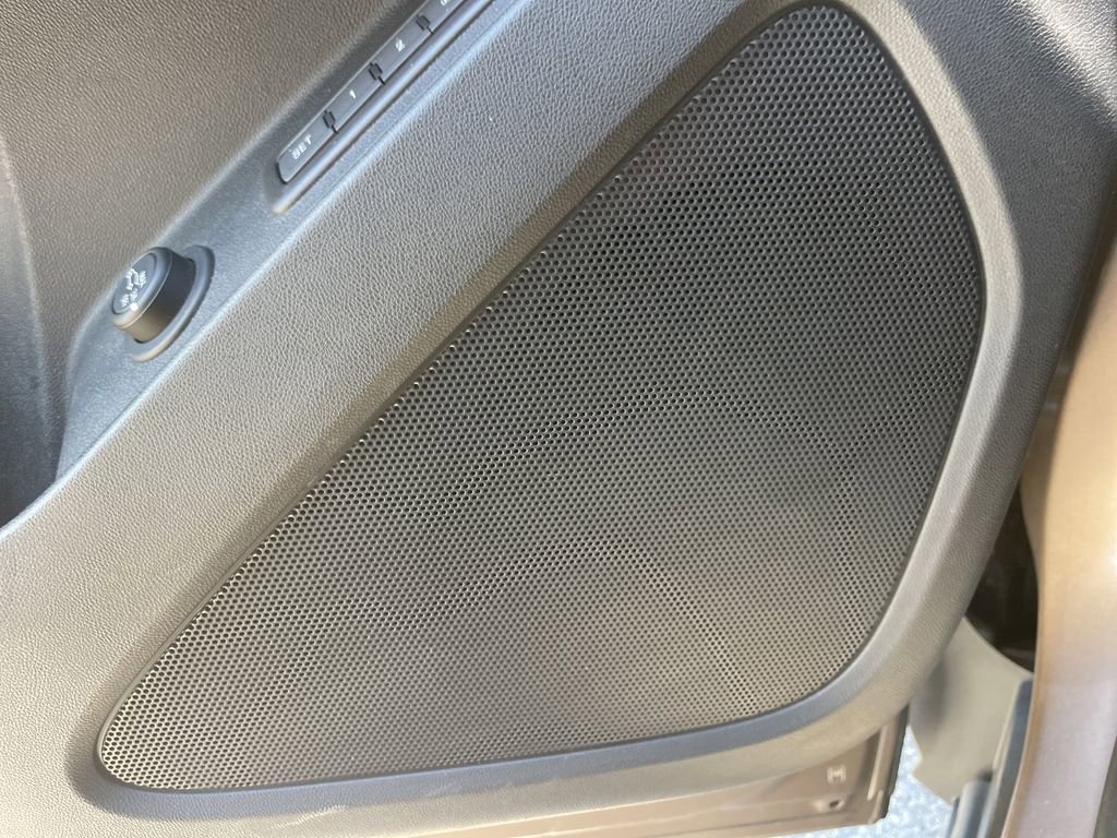 Used 2019 Chevrolet Equinox Premier FWD image 19