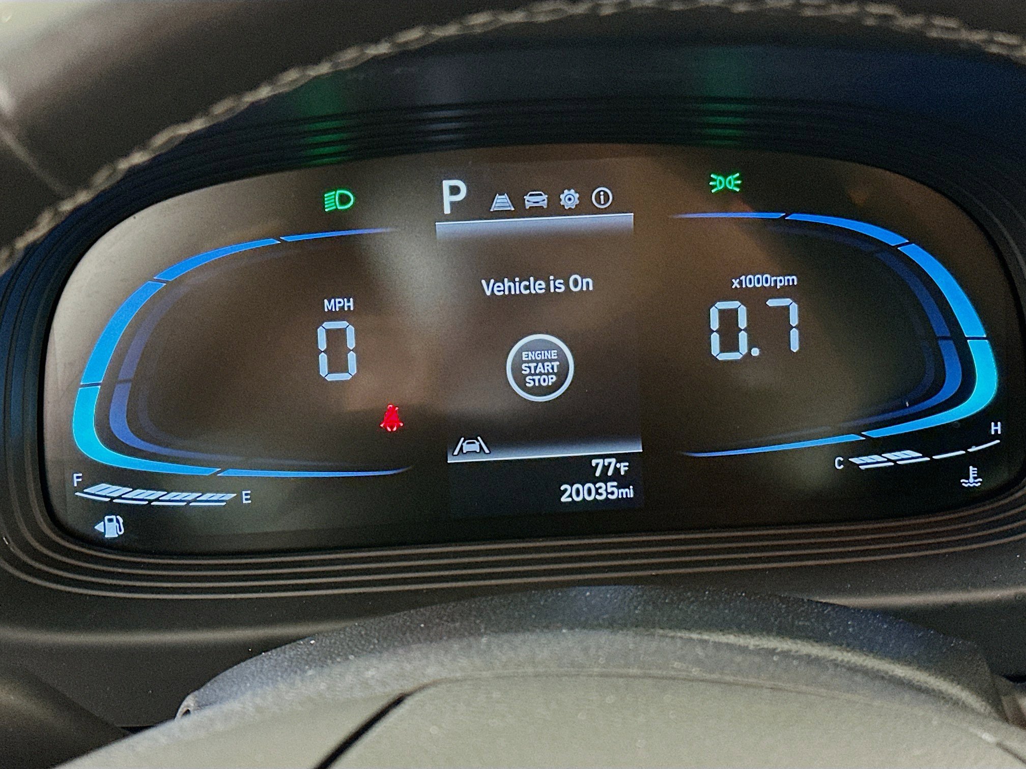 Used 2025 Hyundai Venue SEL FWD image 19
