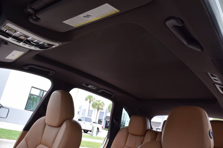 Used 2013 Porsche Cayenne Diesel AWD/4WD image 78