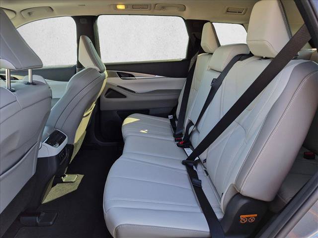 Certified 2026 INFINITI QX60 Pure w/ Cargo Package AWD/4WD image 20