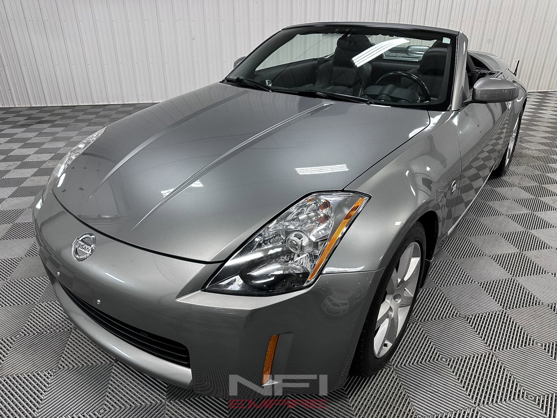 Used 2004 Nissan 350Z Touring image 5