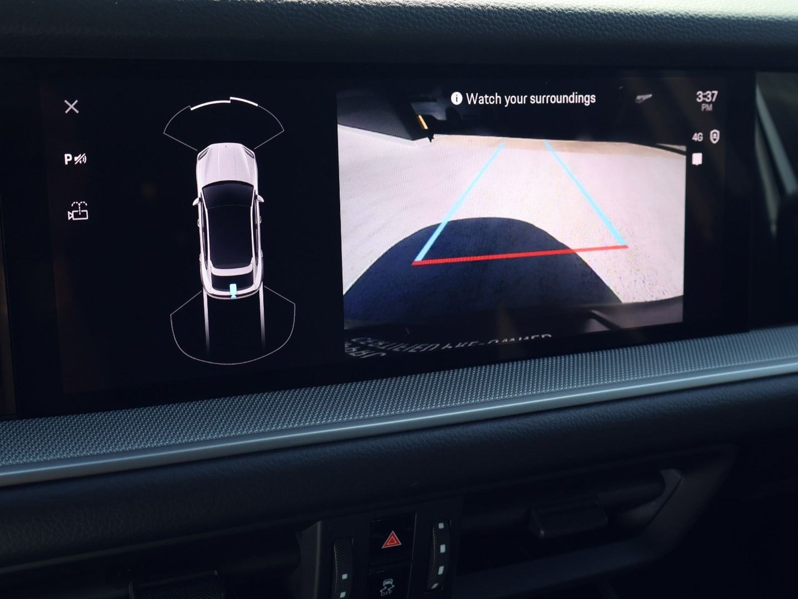 Certified 2024 Porsche Cayenne Coupe AWD/4WD image 19