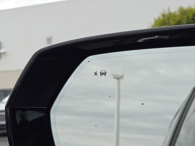 New 2026 Chevrolet Suburban High Country image 13