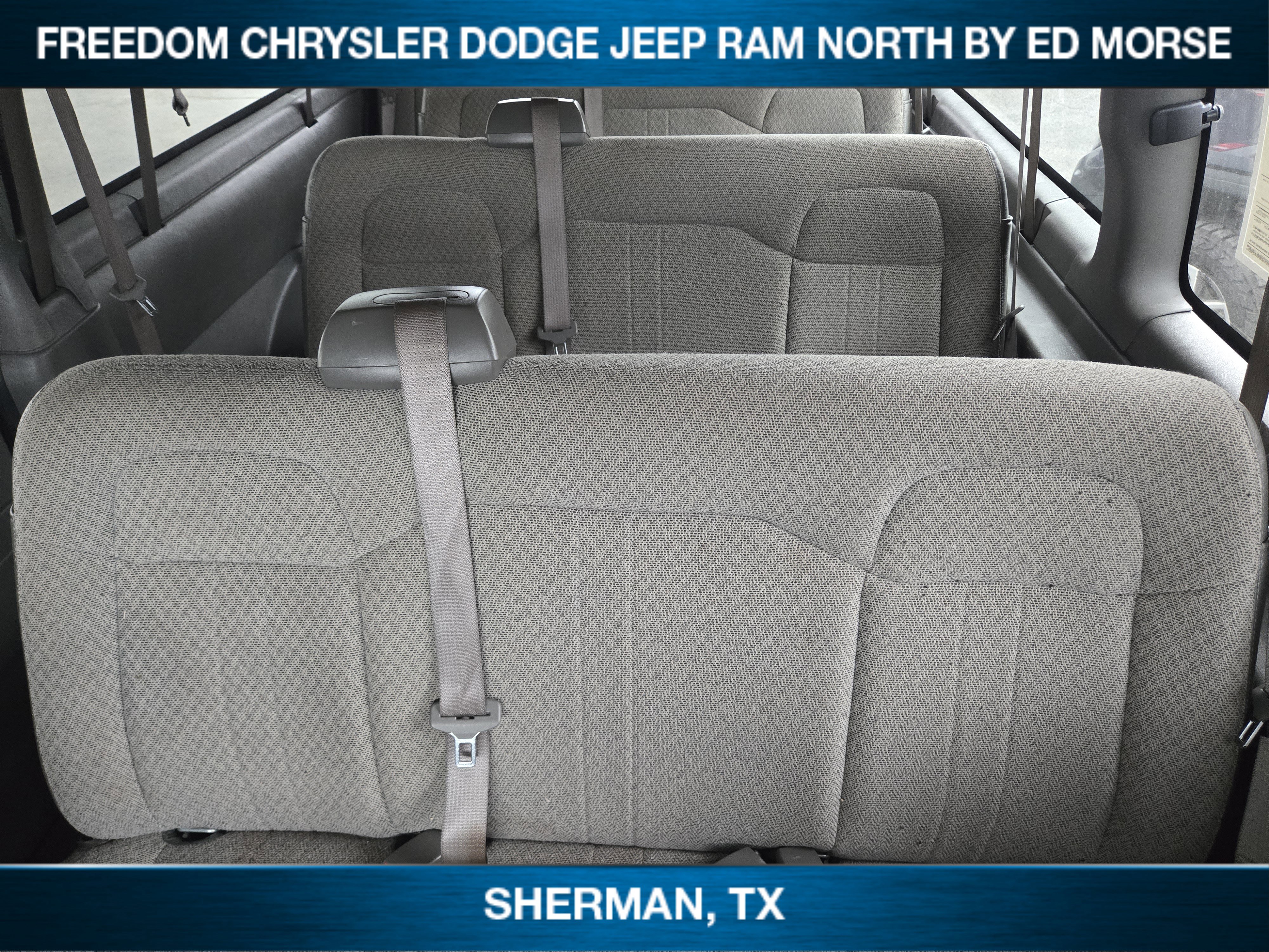 Used 2023 Chevrolet Express 3500 LS image 21