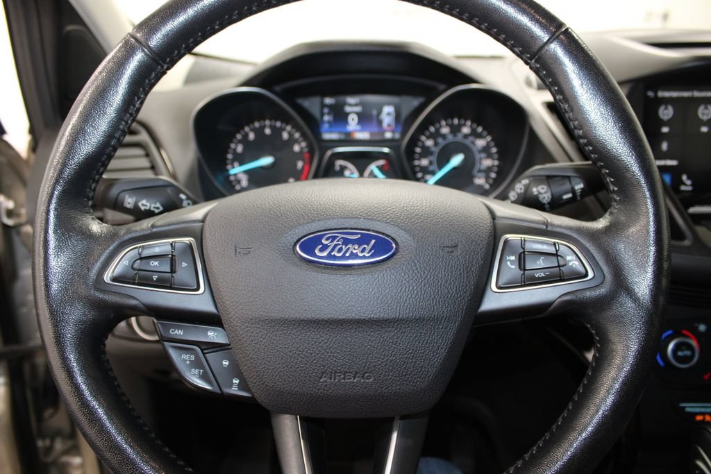 Used 2018 Ford Escape Titanium w/ Ford Safe & Smart Package FWD image 40