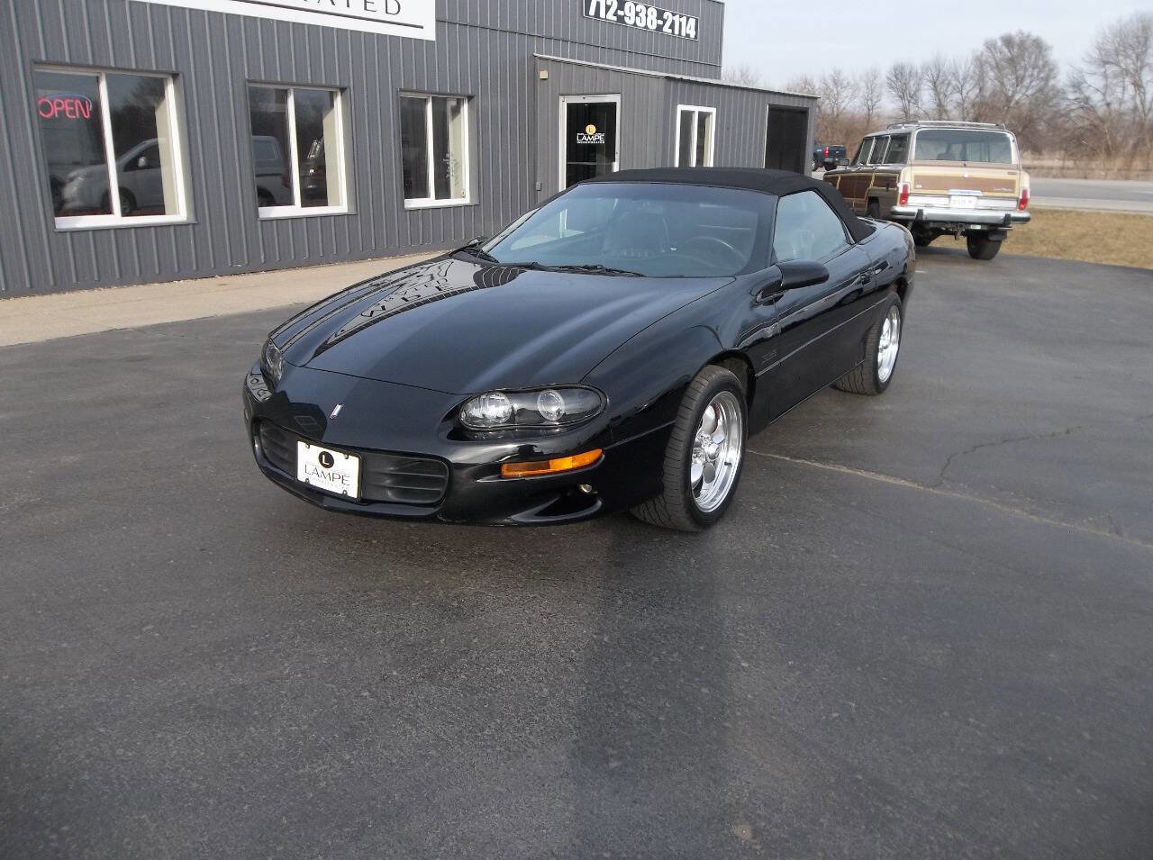 Used 2000 Chevrolet Camaro Z28 image 3