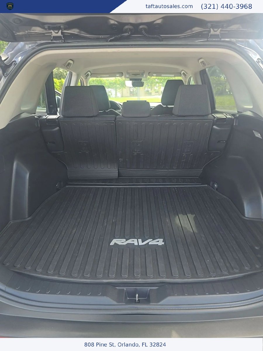 Used 2019 Toyota RAV4 LE w/ All Weather Liner Package AWD/4WD image 20